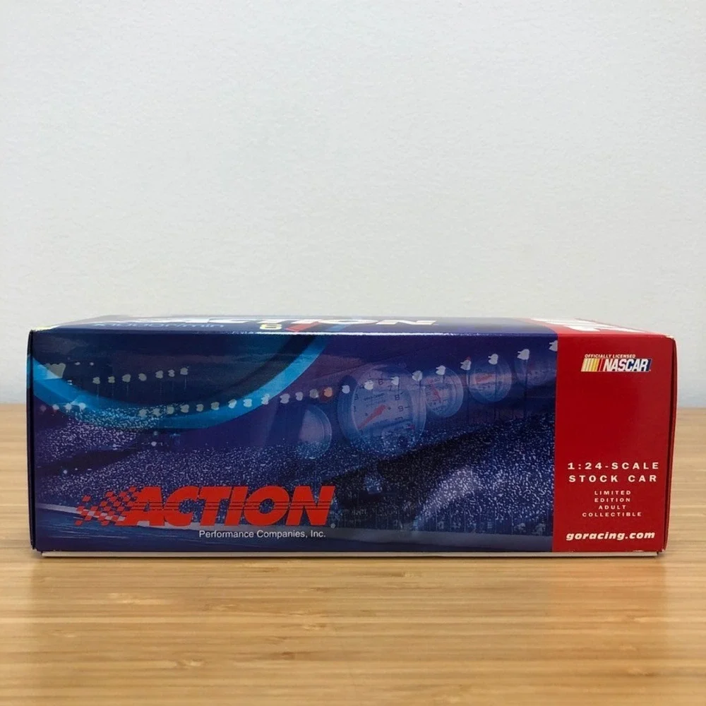 Action Kevin Harvick 1:24 Stock Car Blue 2001 Monte Carlo ACDelco #2